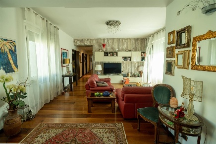 Foto Appartamento a La Spezia Bragarina di 120 m² con 5 locali in vendita