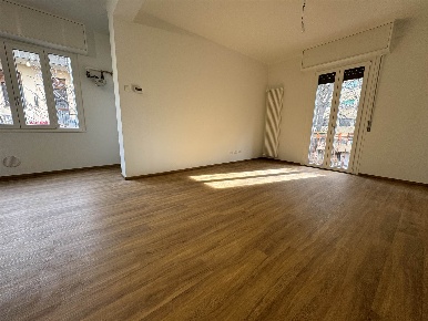 Foto Appartamento in Via Vigliani  10, Milano Monte Rosa - Lotto di 70 m²