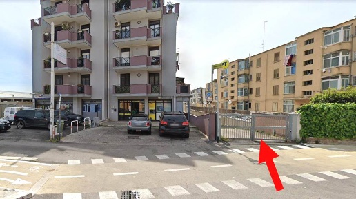 Foto Magazzino a Bari Santa Caterina di 370 m² con 1 locali in affitto