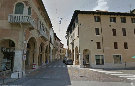 Foto Ufficio in Via S.Agostino, Treviso Stadio Omobono Tenni di 90 m²
