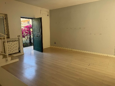 Foto Villa a schiera a Recale di 180 m² con 5 locali in vendita