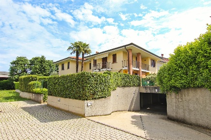 Foto Appartamento in Via Del Galletto 22, Cogliate Centro di 60 m²
