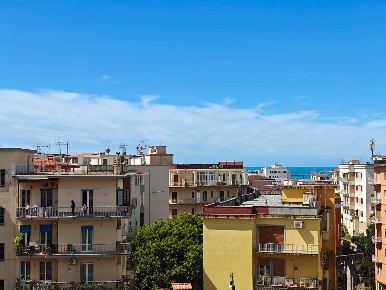 Foto Appartamento a Salerno Centro di 160 m² con 5 locali in vendita