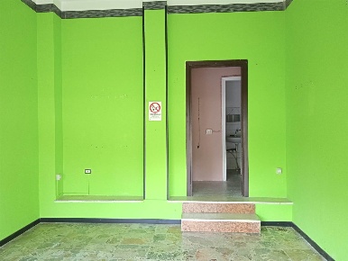 Foto Negozio a Brescia Via Veneto - Borgo Trento di 35 m² con 2 locali