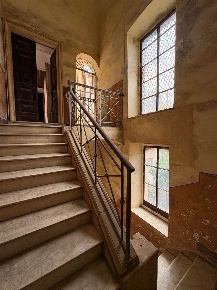 Foto Rustico a Mascalucia Centro di 450 m² con 10 locali in vendita