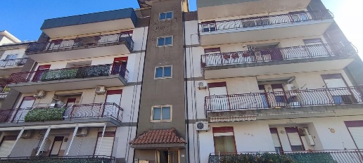 Foto Appartamento a Gaggi di 162 m² con 6 locali in vendita