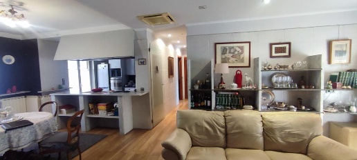 Foto Appartamento a Gaggi di 162 m² con 6 locali in vendita