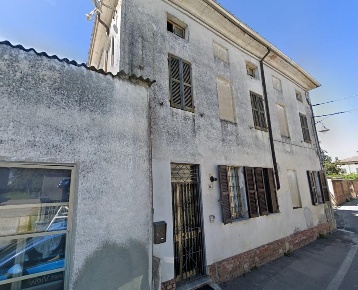 Foto Appartamento a Isola Sant'Antonio Centro di 349 m² con 5 locali