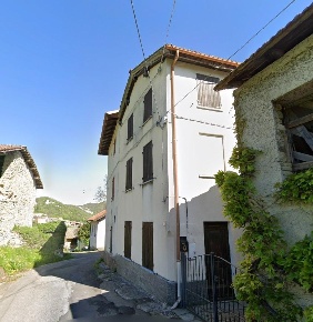 Foto Case semi ndipendenti a Garbagna di 114 m² con 4 locali in vendita