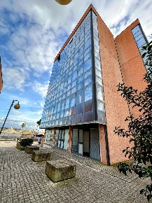 Foto Ufficio a Campiglia Marittima Venturina di 65 m² con 3 locali