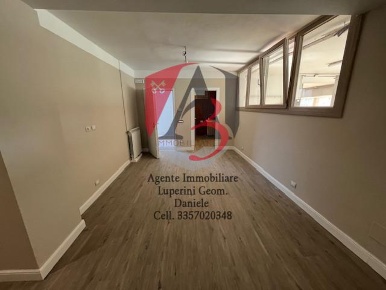 Foto Appartamento a Pisa Landi di 90 m² con 4 locali in vendita