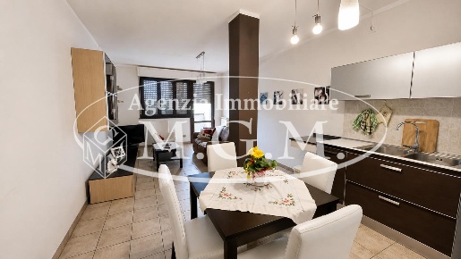 Foto Appartamento a Pontedera Villaggi, Bellaria di 75 m² con 3 locali