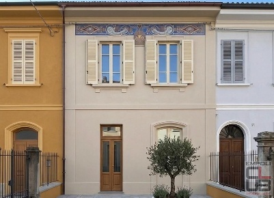 Foto Casa indipendente a Empoli San Rocco - Lungarno di 180 m² con 6 locali