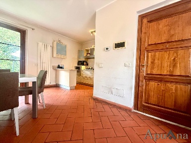 Foto Appartamento a Massa Centro di 70 m² con 3 locali in vendita
