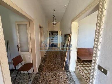 Foto Case semi ndipendenti a Luni Casano Dogana Isola di 99 m² con 5 locali