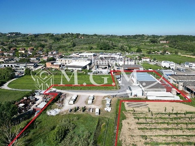 Foto Capannone industriale a Casciana Terme Lari La Capannina di 2000 m²