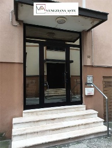 Foto Appartamento in Via Leonida Bissolati, Venezia Mestre di 110 m²