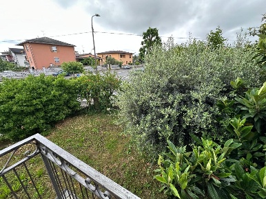 Foto Villa unifamiliare in via villa 130, Besenzone Centro di 150 m²