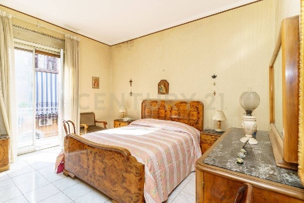 Foto Appartamento in Via Francesco Petrarca 4, Paternò di 138 m² in affitto