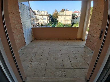 Foto Appartamento a Grottammare Centro di 100 m² con 4 locali in vendita