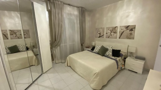 Foto Appartamento in Piazza Gasparri, Milano Comasina di 60 m² con 2 locali