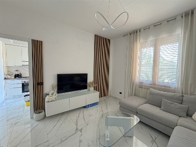 Foto Appartamento in VIA IPPOLITO NIEVO, Monza Cederna di 68 m² in vendita
