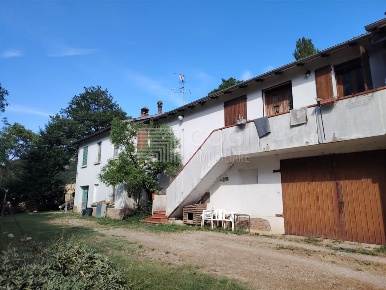 Foto Casa indipendente in Via Vallette, Casalfiumanese di 620 m² in vendita