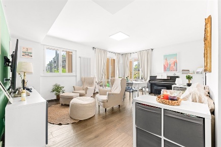 Foto Appartamento in Via Fraschini, Milano Gratosoglio di 190 m² in vendita