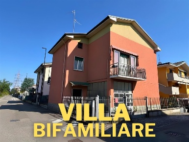 Foto Villa bifamiliare in via Palladio, Limbiate Centro di 222 m²