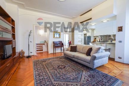 Foto Appartamento in via Locatelli 49, Bergamo Centro di 145 m² in vendita