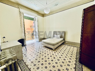 Foto Stanza a Palermo Castellammare di 153 m² con 8 locali in affitto