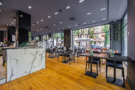 Foto Negozio in Corso Cirie', Torino Aurora di 109 m² con 2 locali