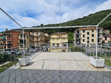 Foto Appartamento in Via Torrente San Lorenzo, Moneglia Centro di 115 m²