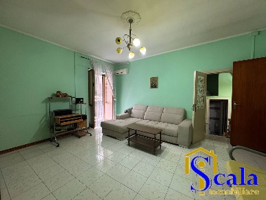 Foto Appartamento in via roma, Vitulazio di 80 m² con 3 locali in affitto