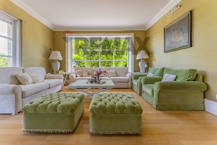 Foto Villa unifamiliare in Viale degli Ulivi 222, Noicattaro di 237 m²