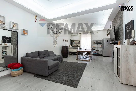 Foto Appartamento in via acitrezza 8, Catania Picanello di 111 m²