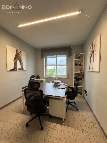 Foto Ufficio in PIAZZA SERENISSIMA 20, Castelfranco Veneto di 127 m²