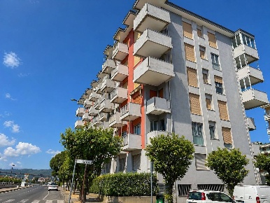 Foto Appartamento in Via dei Mille 70, Andora Marina Di Andora di 106 m²