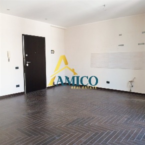 Foto Appartamento in Via Francesco Petrarca, Bagheria Centro di 83 m²