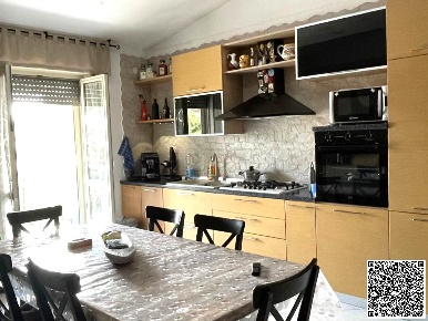 Foto Appartamento a Melito di Napoli di 110 m² con 4 locali in vendita