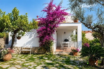 Foto Villa unifamiliare a San Vito Chietino San Fino di 120 m² con 3 locali