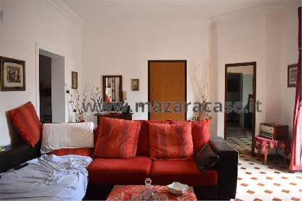 Foto Appartamento a Mazara del Vallo di 96 m² con 4 locali in vendita