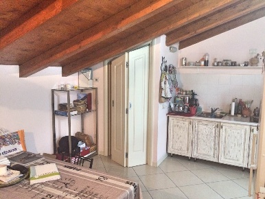 Foto Appartamento a Nave Centro di 46 m² con 2 locali in affitto