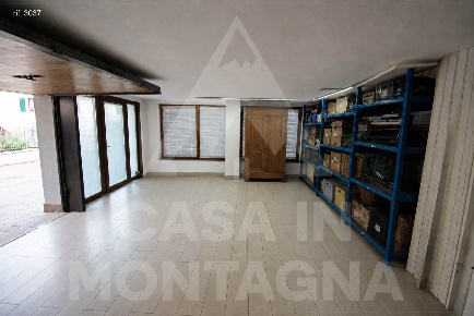 Foto Garage a Trento Cadine di 55 m² con 3 locali in vendita