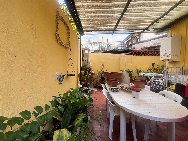 Foto Casa indipendente a Viareggio Centro di 95 m² con 5 locali in vendita