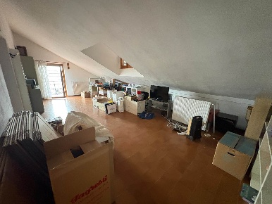 Foto Mansarde a Piacenza Infrangibile di 161 m² con 3 locali in vendita