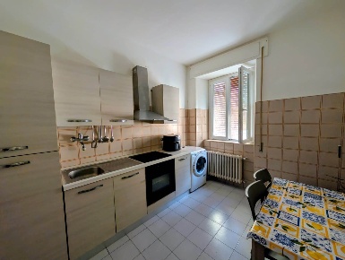 Foto Appartamento a Tarquinia Centro Storico di 90 m² con 5 locali