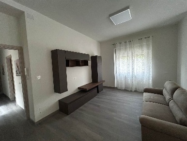 Foto Appartamento in Viale Della Regione 6, Caltanissetta Centro di 130 m²