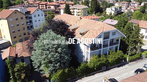 Foto Mansarde in Via San Luigi, Arona Centro di 102 m² con 2 locali