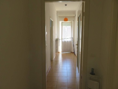 Foto Appartamento a Ancona di 100 m² con 4 locali in affitto